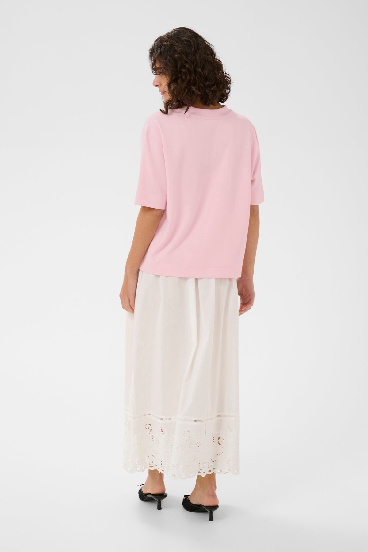 Kaffe KaAnnie Ballerina Pink Boxy Fit T-Shirt with Embroidered Flower, 10511796
