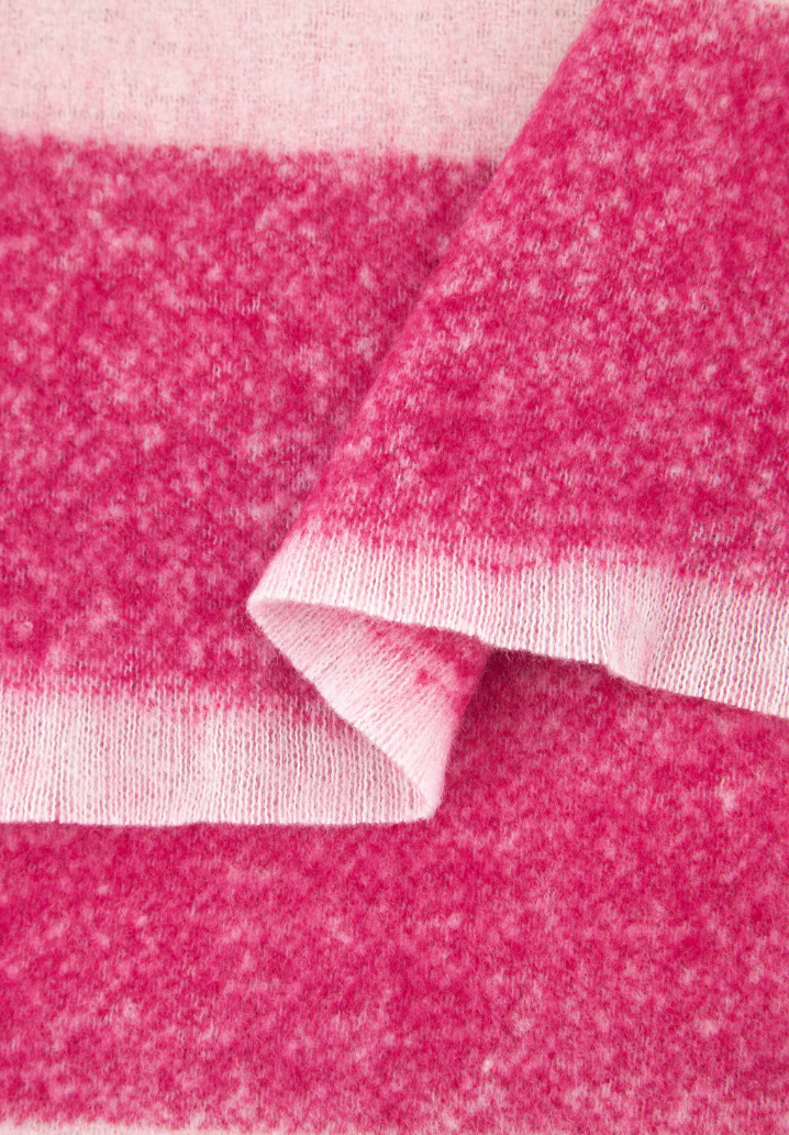 Ruby 67 Zola Fuchsia/Blue Block Stripe