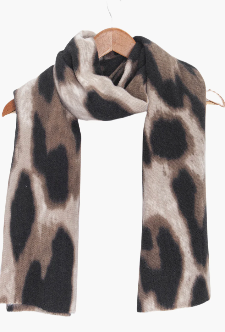 Ruby 67 Lois Neutral Leopard Supersoft Scarf